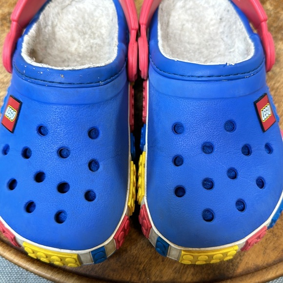 Crocs Clogs Youth Girls Boys 10/11 LEGO Blue Red Convertible Fleece Lined - Picture 10 of 13